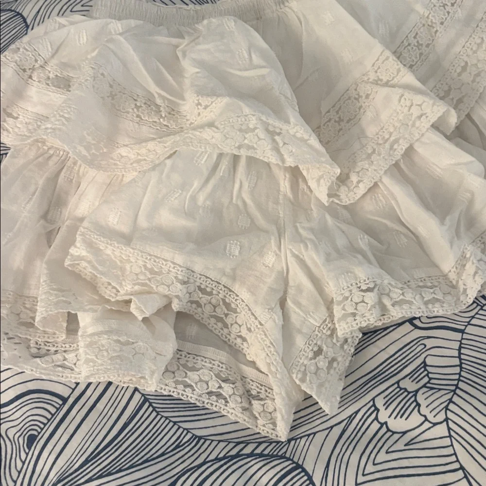 American Eagle Outfitters White Ruffled Skort in Size S - Picture 4 of 5